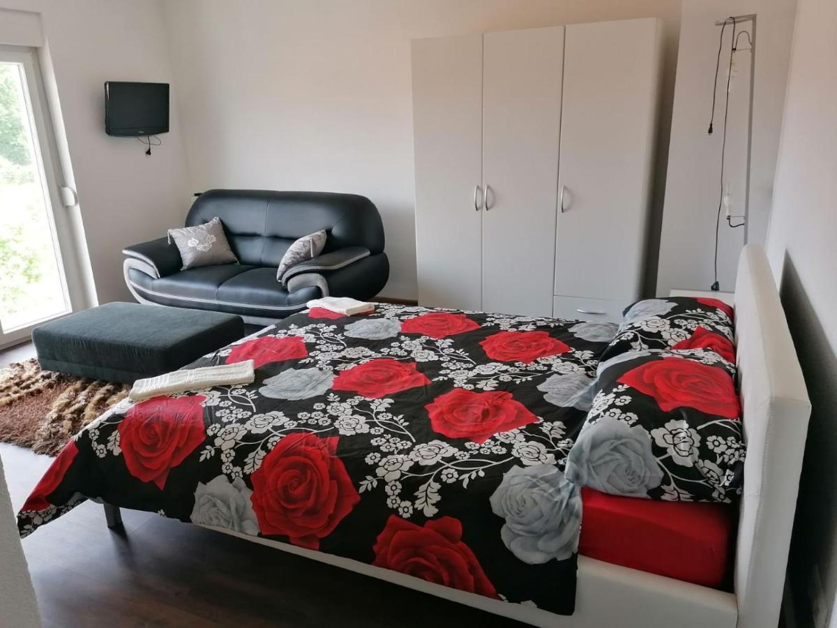 Apartmani Imamovic Dubrave Gornje 外观 照片